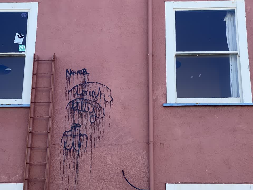 The photograph attached to this graffiti report