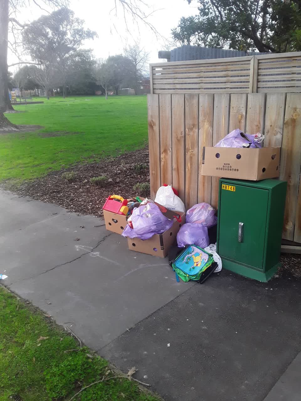 The photograph attached to this rubbish/recycling report