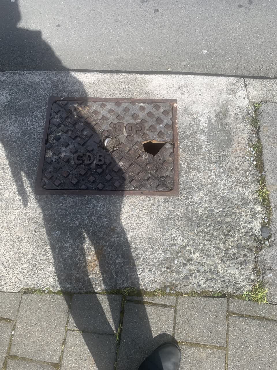 The photograph attached to this roading/streets report