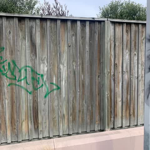 Graffiti, a report photo
