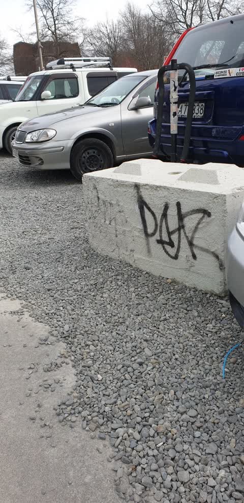 Graffiti, a report photo