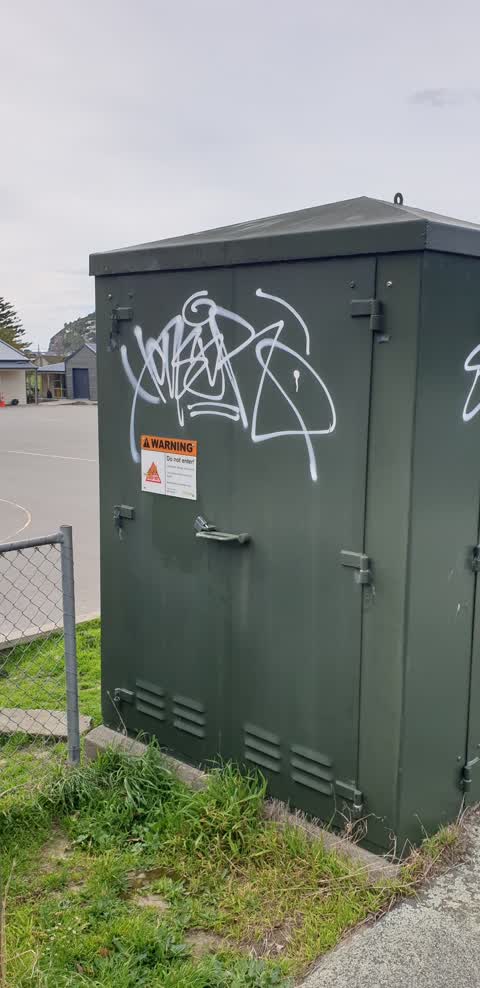 Graffiti, a report photo