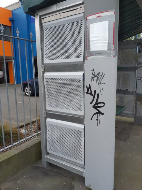 Graffiti, a report photo