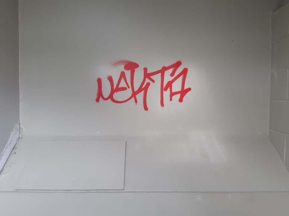 The photograph attached to this graffiti report