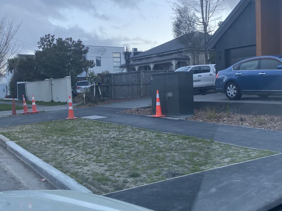 The photograph attached to this roading/streets report