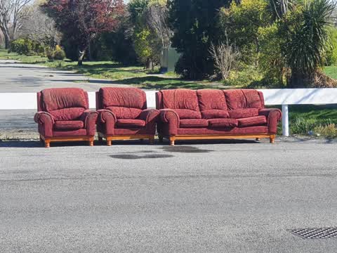 Rubbish/Recycling, a report photo