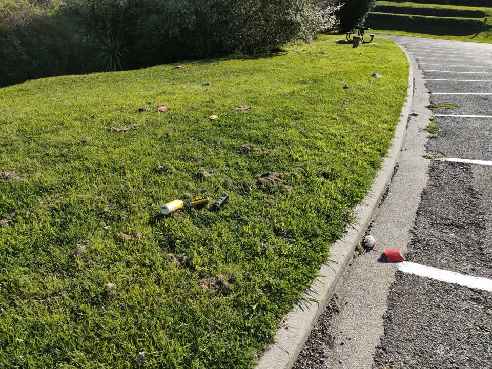 The photograph attached to this rubbish/recycling report