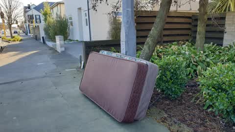 Rubbish/Recycling, a report photo