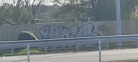 Graffiti, a report photo