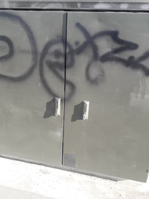 Graffiti, a report photo