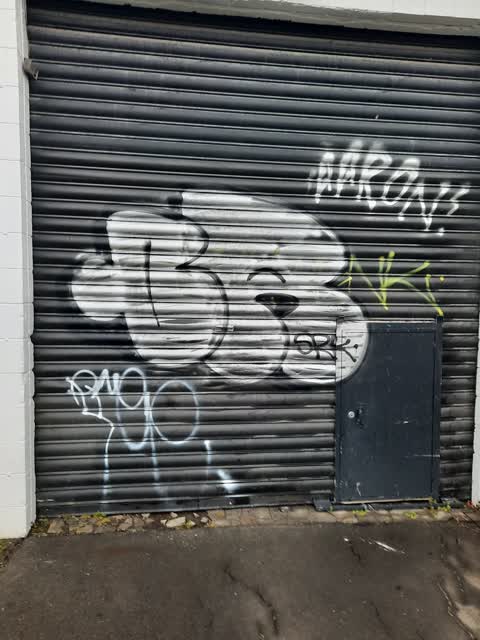 Graffiti, a report photo