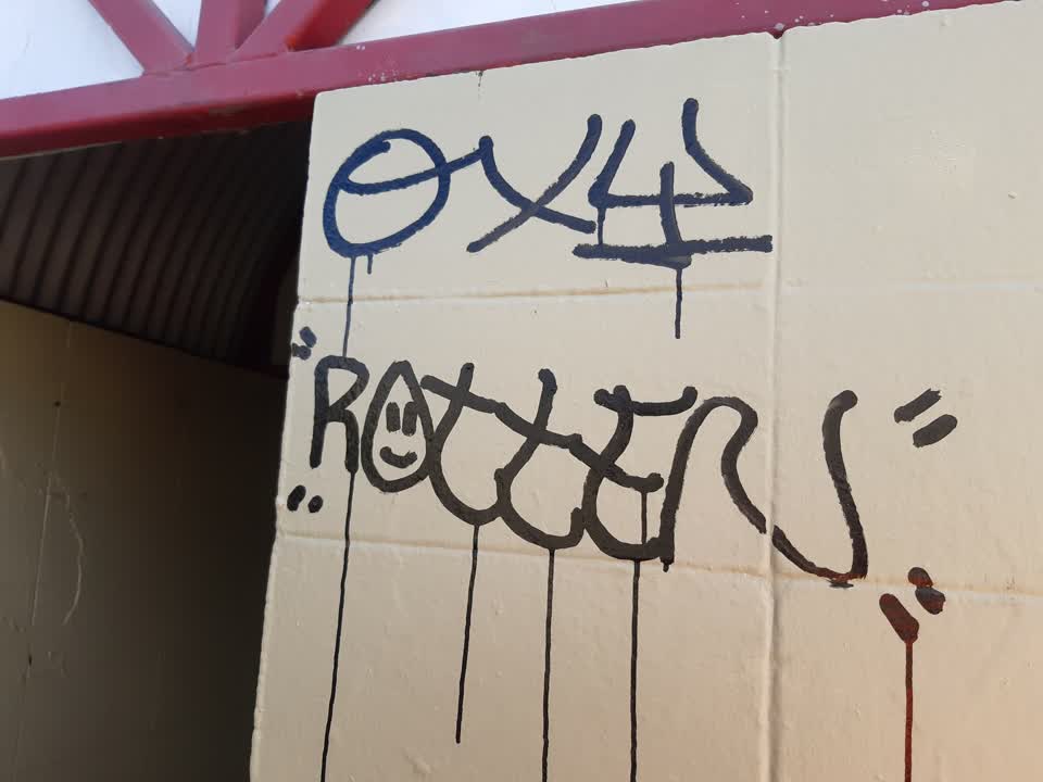 The photograph attached to this graffiti report