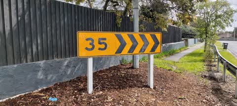 Roading/Streets, a report photo