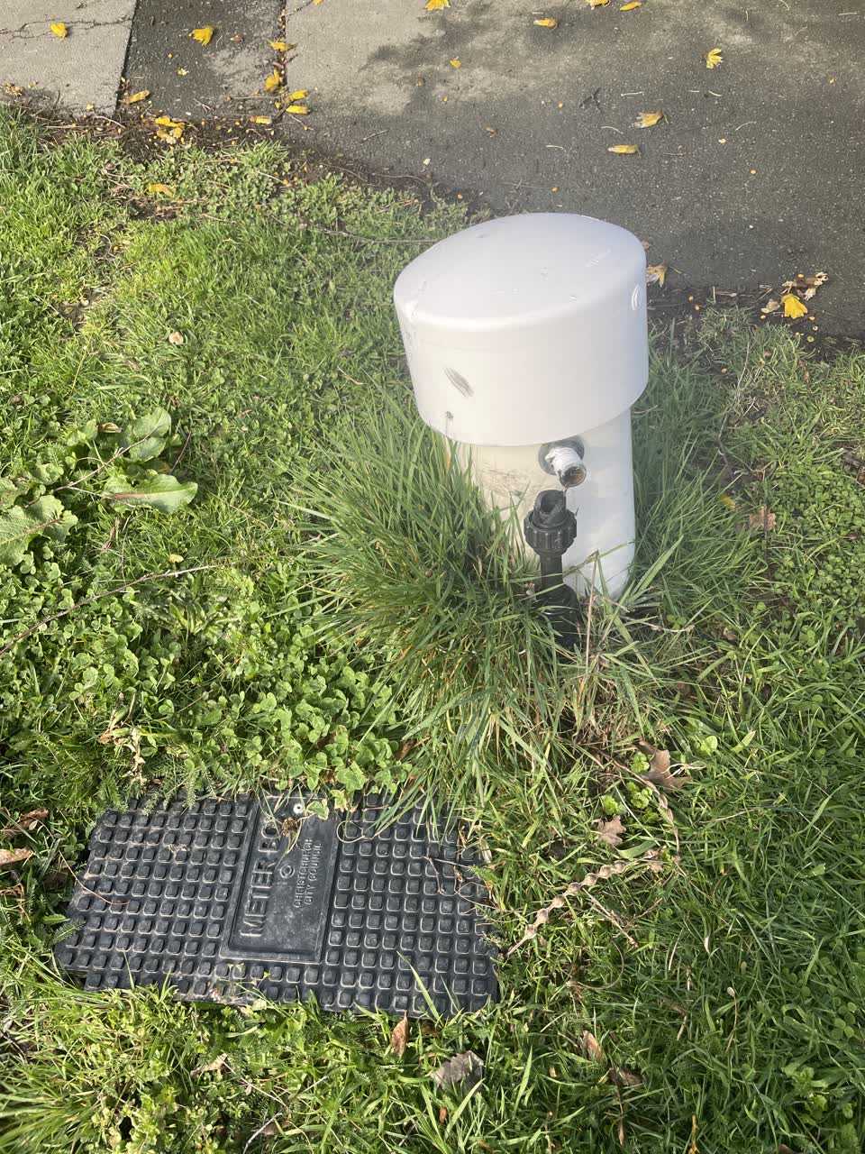 The photograph attached to this sewer - general report