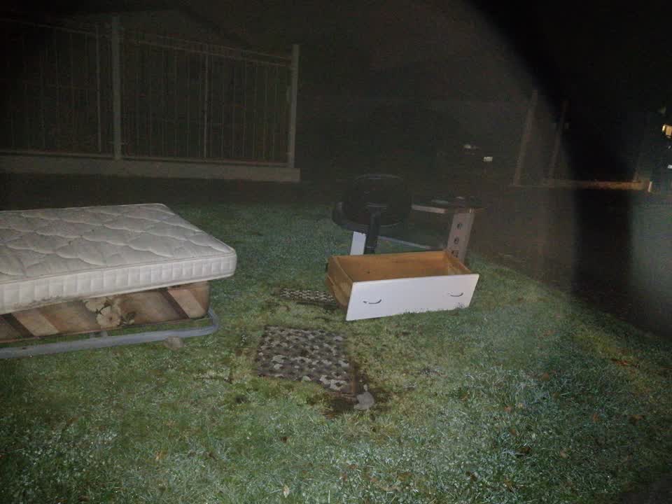 The photograph attached to this rubbish/recycling report