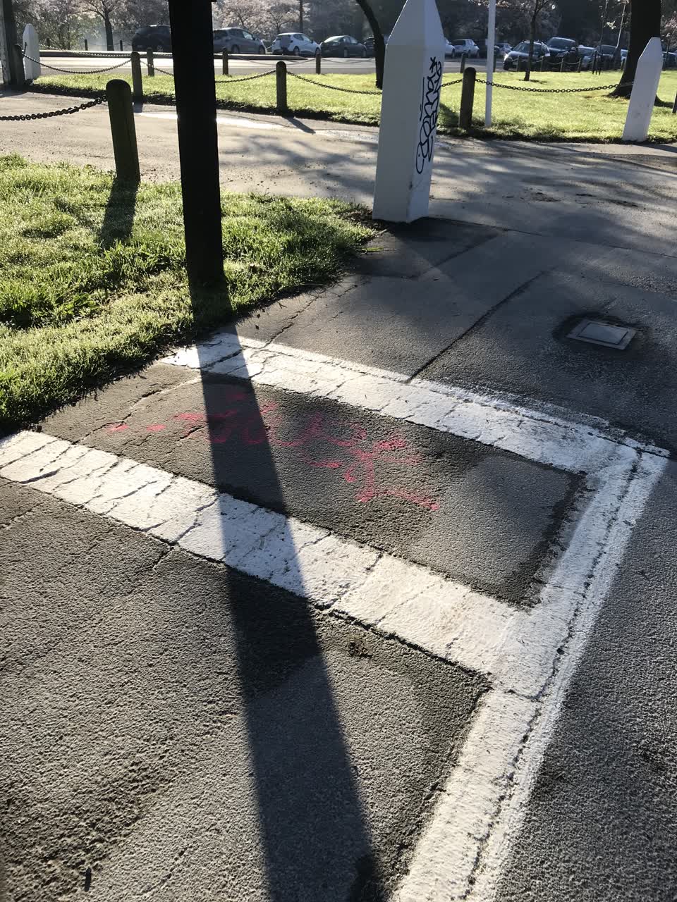 The photograph attached to this graffiti report
