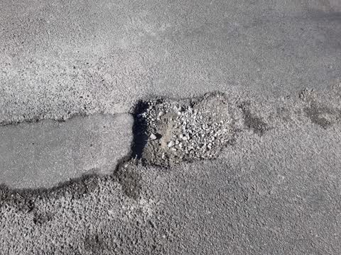 Roading/Streets, a report photo