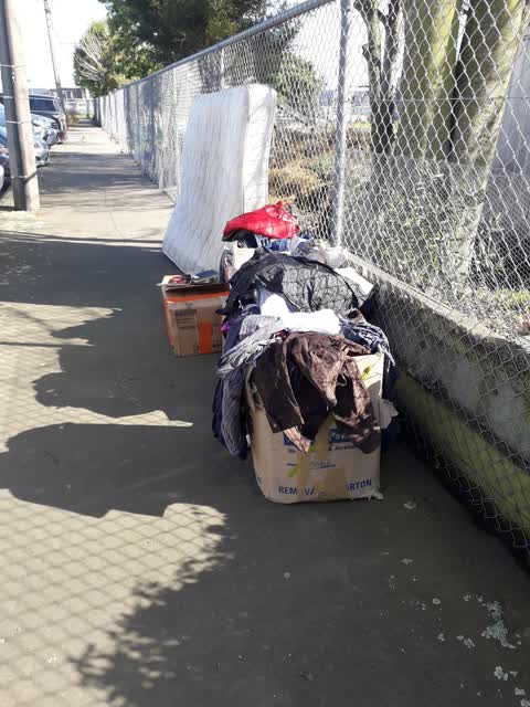 Rubbish/Recycling, a report photo