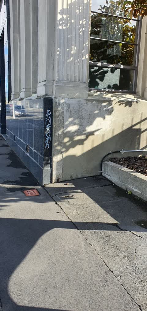 Graffiti, a report photo