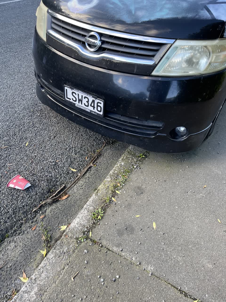 The photograph attached to this roading/streets report