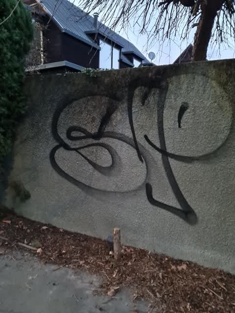 Graffiti, a report photo