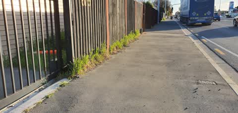 Roading/Streets, a report photo