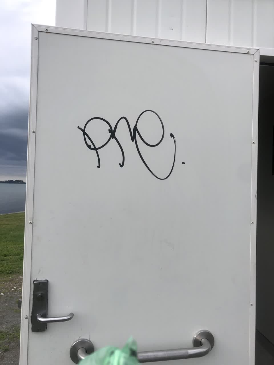 The photograph attached to this graffiti report