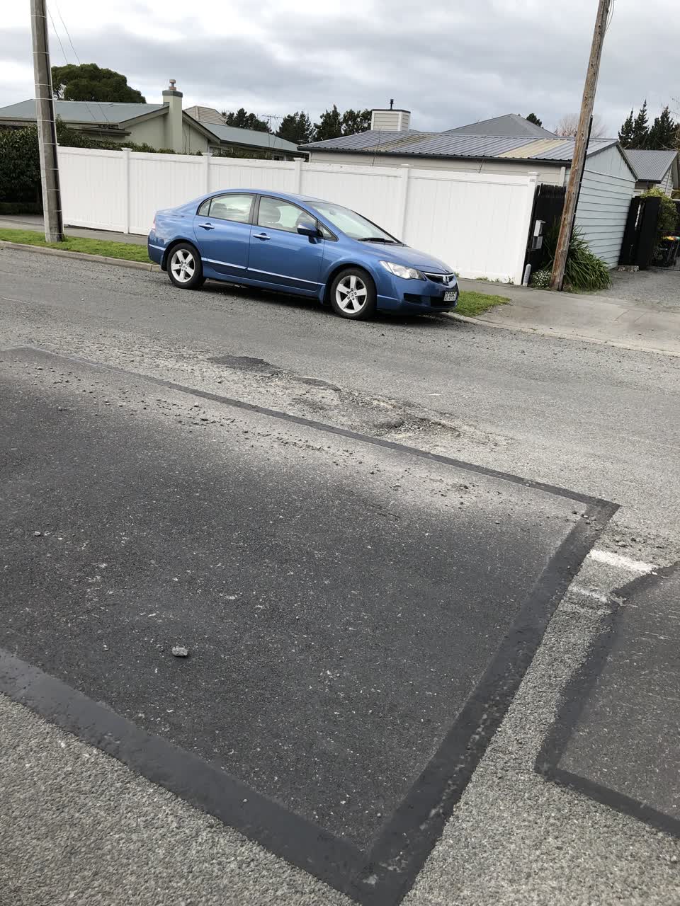 The photograph attached to this roading/streets report