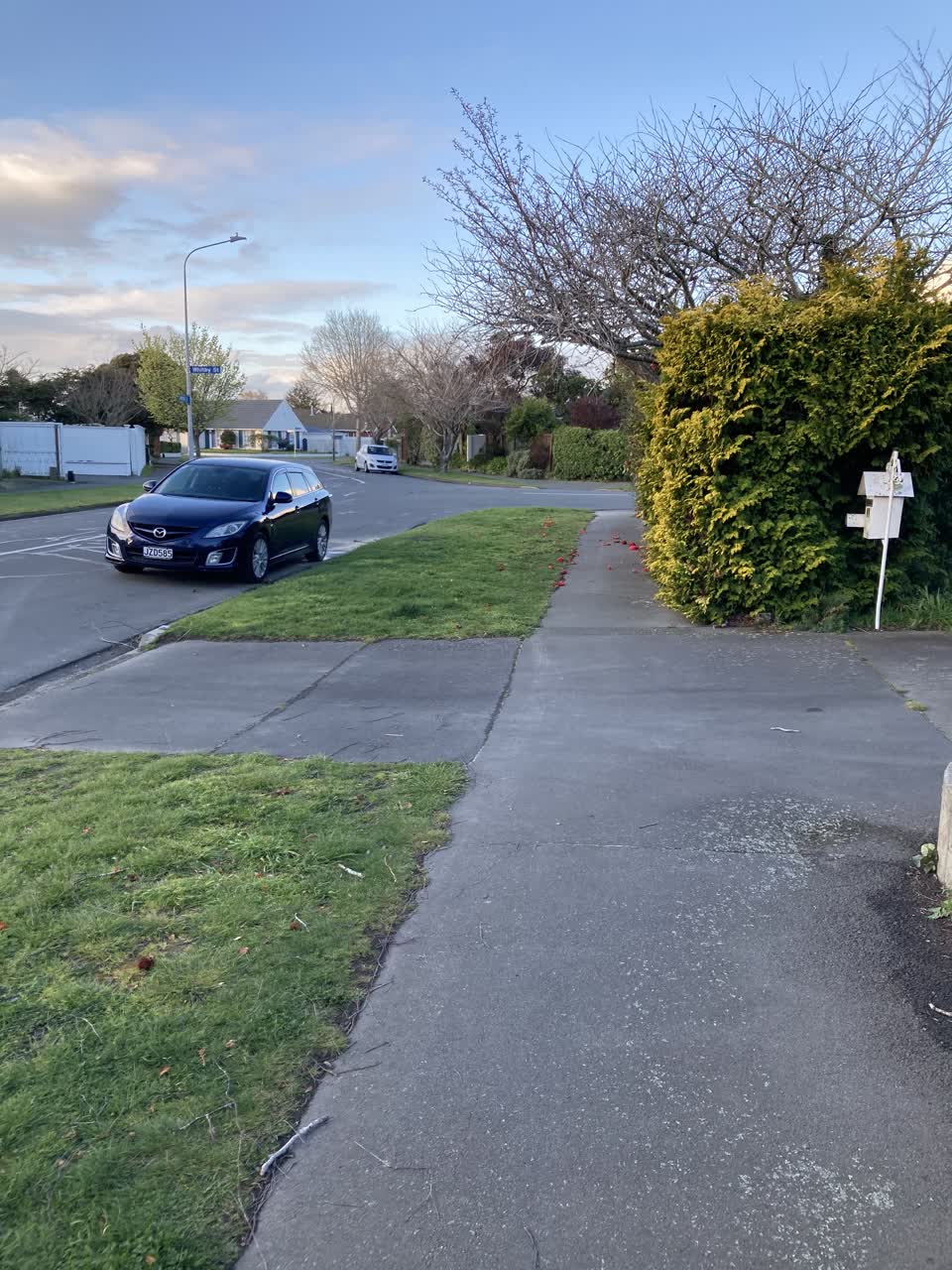 The photograph attached to this roading/streets report