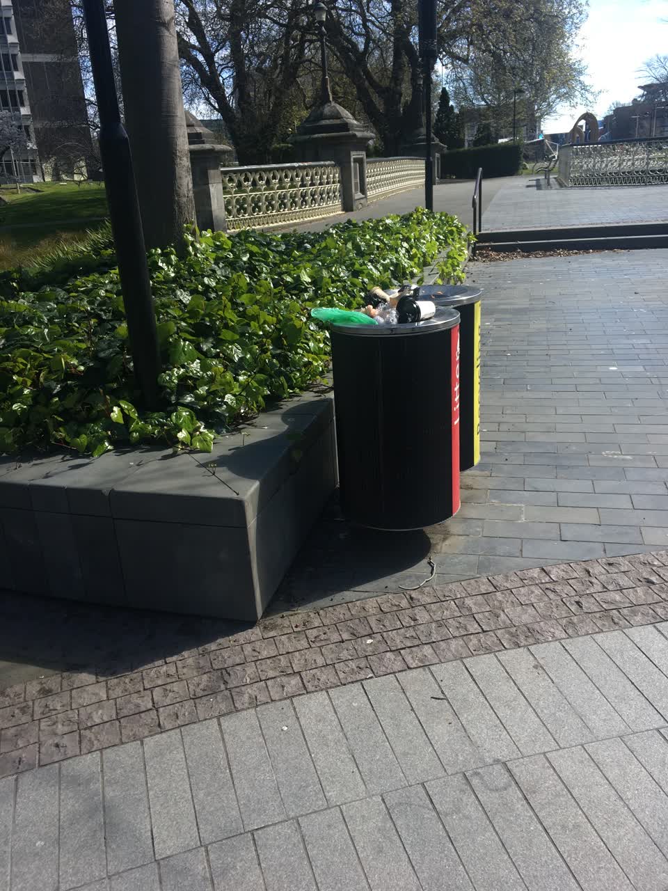 The photograph attached to this rubbish/recycling report