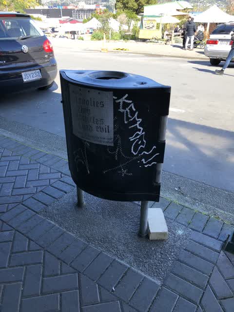 Graffiti, a report photo