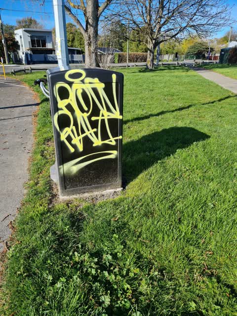 Graffiti, a report photo