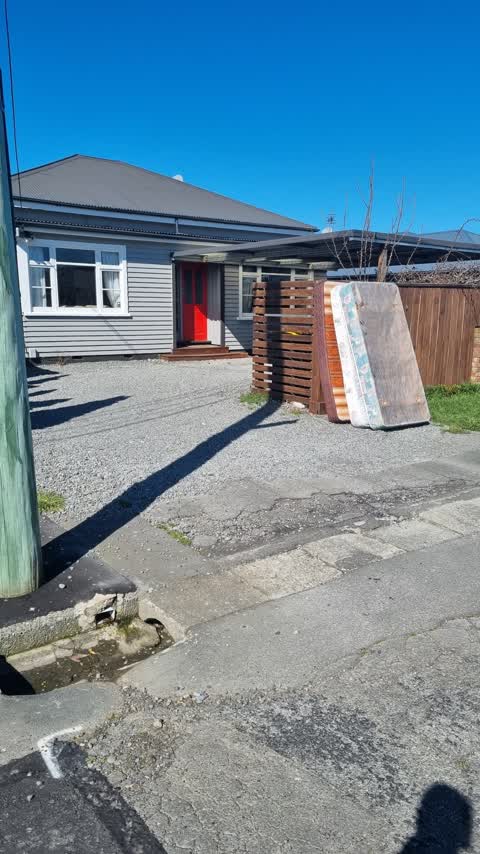 Rubbish/Recycling, a report photo