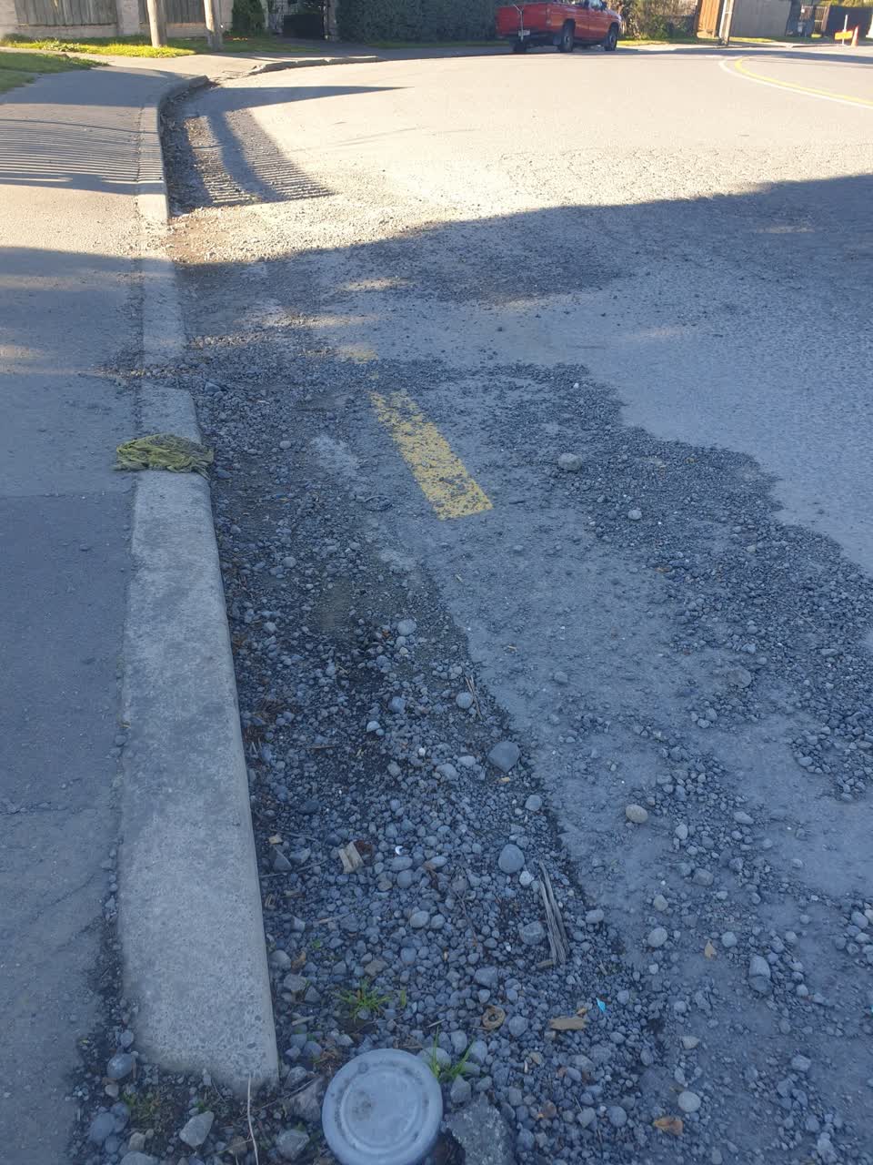 The photograph attached to this roading/streets report