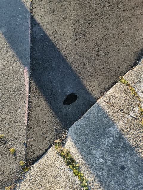 Roading/Streets, a report photo