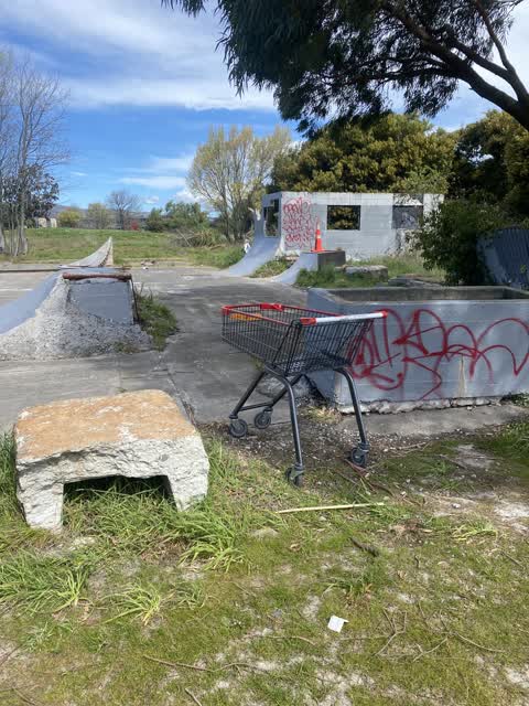 Rubbish/Recycling, a report photo