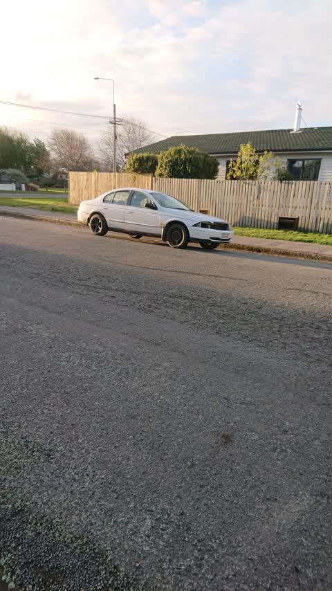 Roading/Streets, a report photo