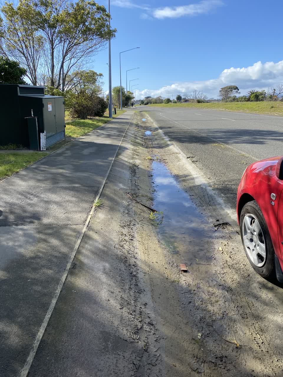 The photograph attached to this roading/streets report