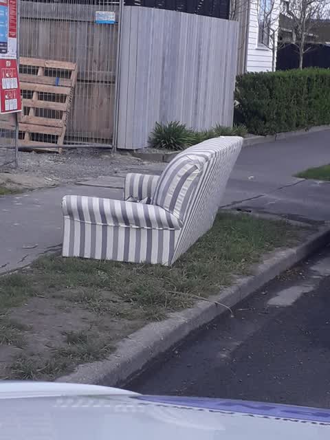 Rubbish/Recycling, a report photo