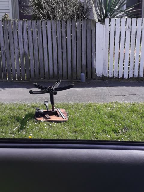 Rubbish/Recycling, a report photo