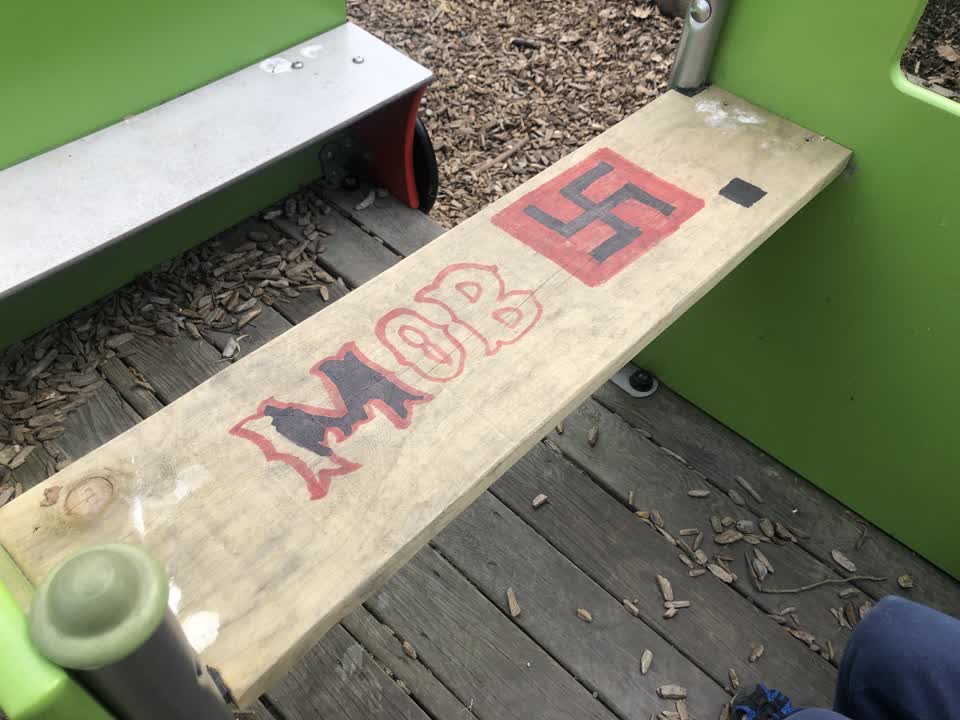 The photograph attached to this graffiti report