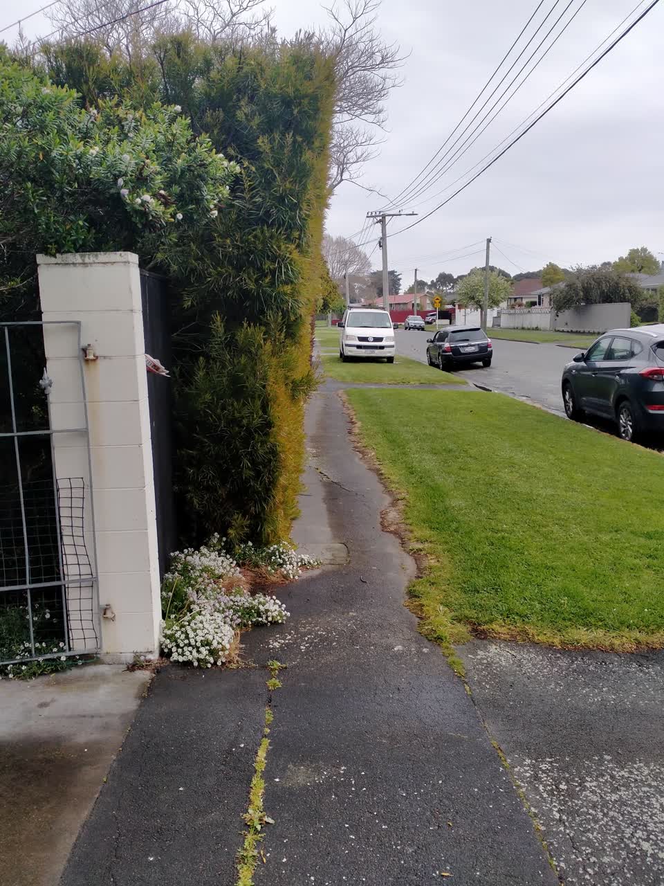 The photograph attached to this roading/streets report