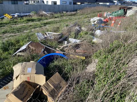 Rubbish/Recycling, a report photo