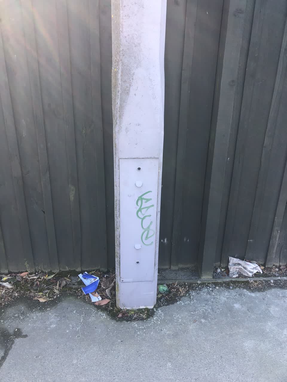 The photograph attached to this graffiti report