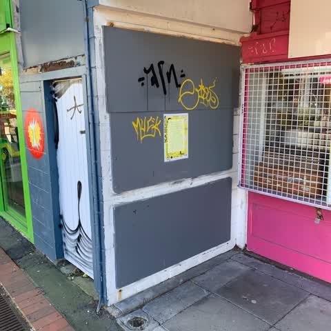 Graffiti, a report photo