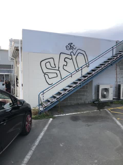 Graffiti, a report photo