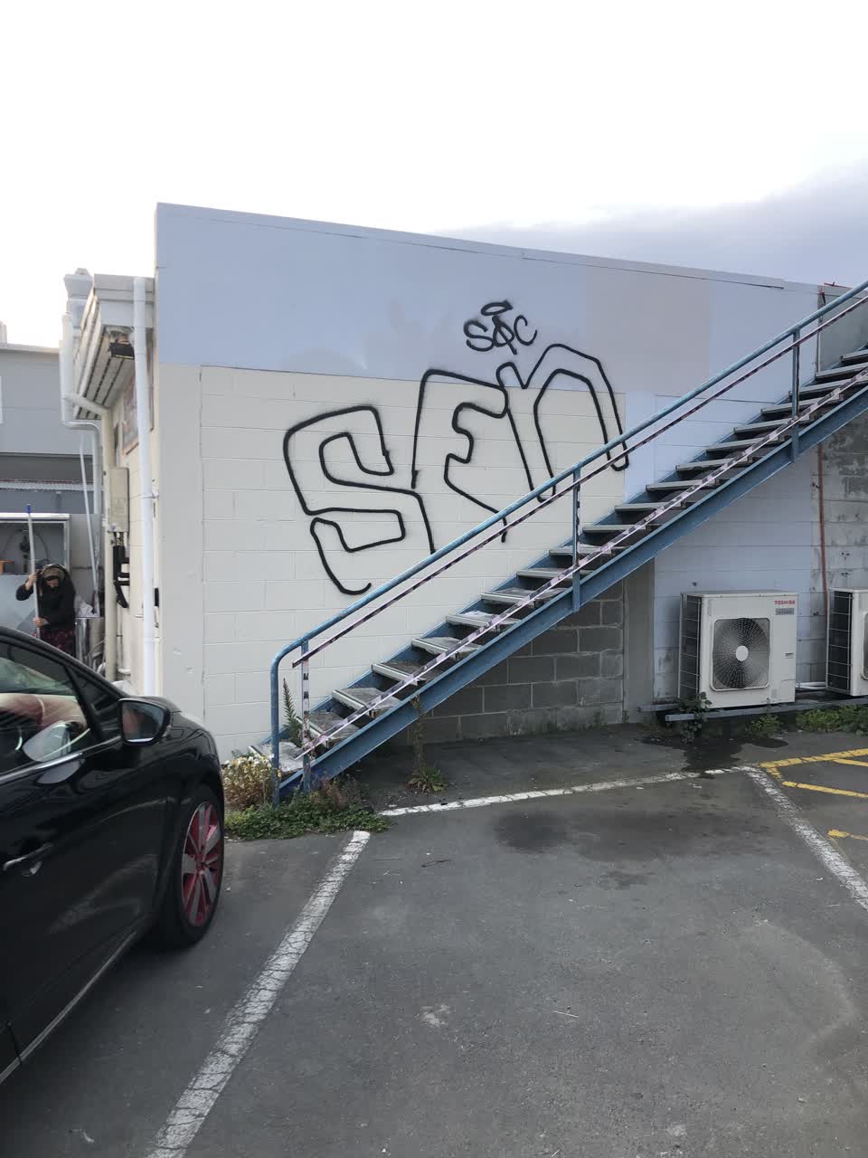 The photograph attached to this graffiti report