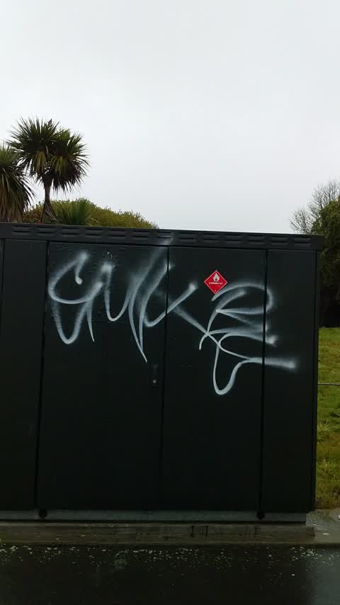 Graffiti, a report photo