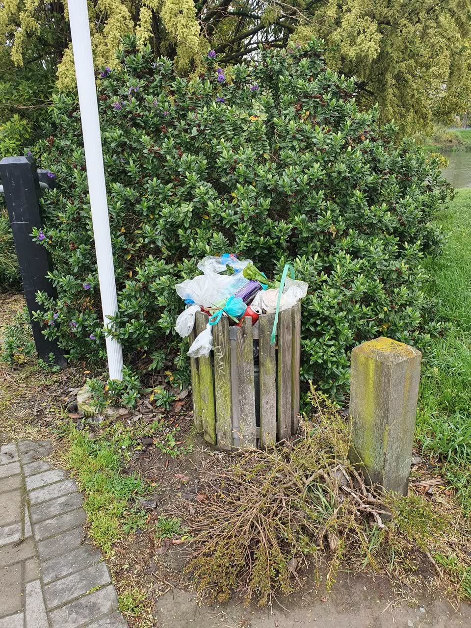 The photograph attached to this parks report