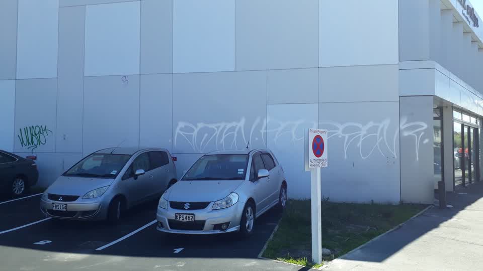 The photograph attached to this graffiti report